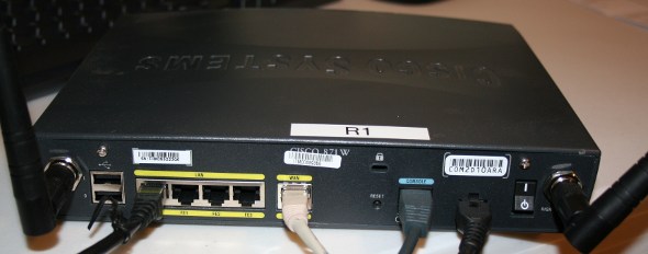 Cisco 871W router