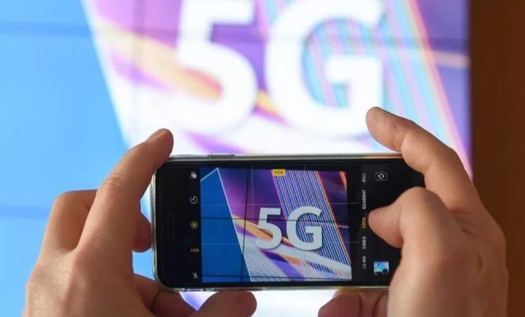 Buyer Guide: How to Choose a Right 5G Phone?