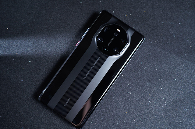 スマートフォン本体 Huawei mate 40 RS Porsche 256GB 8GB HUAWEI Mate 40 RS PORSCHE DESIGN【スペック】価格や発売日
