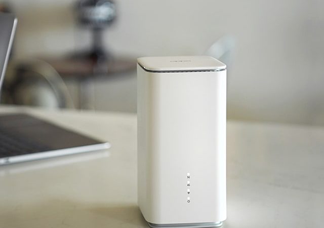 A1349 OPPO 5G CPE T1Aホームルーター OPPO 5G CPE T1a WiFi Router: 5G Is Enough For The Whole-Home